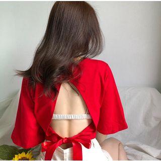 Short-sleeve Open-back Cropped T-shirt