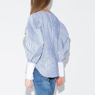 Pinstriped Puff-sleeve Blouse
