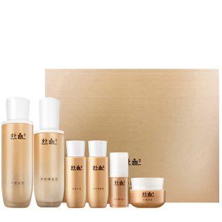 Hanyul - Geuk Jin Tristige Basic Set: Toner 150ml + 25ml + Emulsion 125ml + 25ml + Essence 7ml + Cream 8ml 6pcs