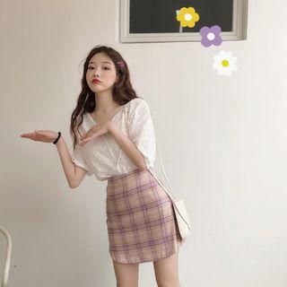Short-sleeve Eyelet Blouse / Plaid A-line Skirt