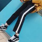 Cropped Contrast Trim Jeans