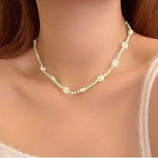 Flower Bead Choker Green & White - One Size