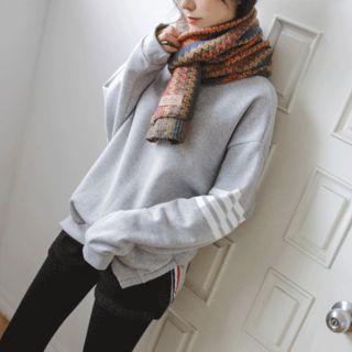 Contrast-trim Dip-back Sweatshirt