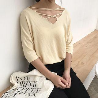 Elbow Sleeve Crisscross T-shirt
