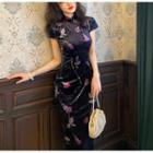 Short-sleeve Floral Velvet Dress