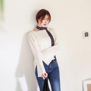 Bell-sleeve Plain Top
