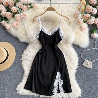 Lace Flower Trim Slit Spaghetti-strap Dress