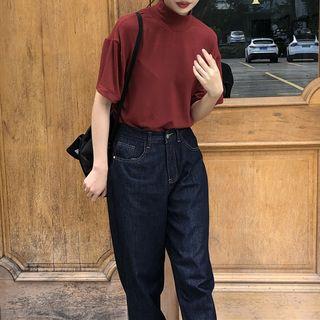 Elbow-sleeve Mock-neck T-shirt / High-waist Wide-leg Jeans