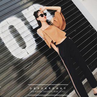 Set : Off-shoulder Cropped Top + High-waist Pants