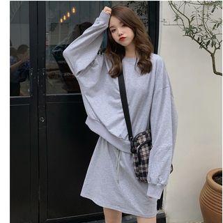 Set: Plain Sweatshirt + Mini A-line Skorts