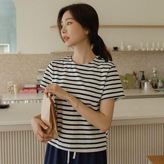 Colored Button-shoulder Stripe T-shirt