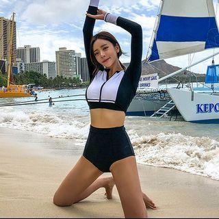 Set: Bikini + Two-tone Cover-up