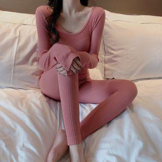 Round-neck Warming Top + Skinny Pants