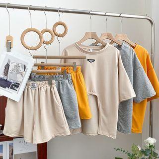 Set : Lettering Split Top + High-waist Shorts