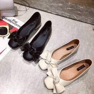 Bow Square Toe Low-heel Pumps