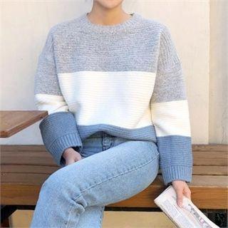 Round-neck Three-tone Sweater