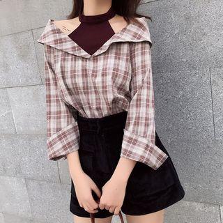 Mock Two-pieces V-neck Shirt