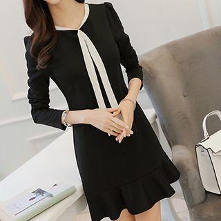 Long-sleeved Tie-neck Dress