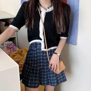 Short-sleeve Lettering Knit Top / Argyle Print A-line Skirt