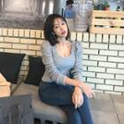 Scoop-neck Puff-shoulder Sweater