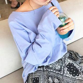 Set: Long Sleeve Plain T-shirt + Patterned Skirt + Patterned Hair Band