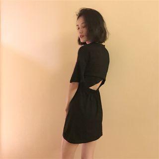 Elbow-sleeve Open-back Dress