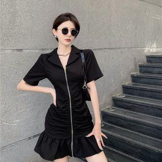 Short-sleeve Zipped Ruffled Dress