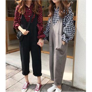 Plaid Shirt / Cropped Jumper Pants