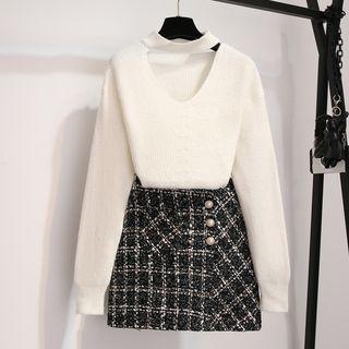 Cut-out Sweater / Plaid Mini A-line Skirt / Set