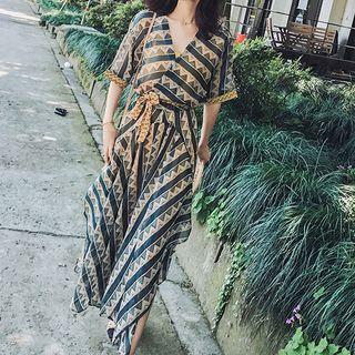 Short-sleeve Geometric Print Midi A-line Dress