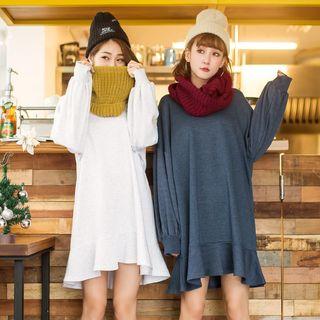 Long-sleeve Loose-fit Ruffled Dress