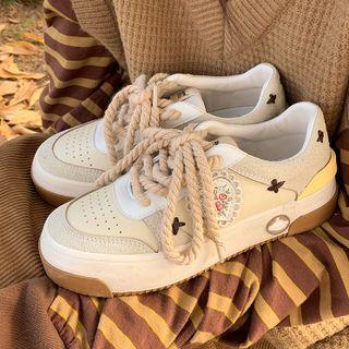 Heart Accent Lace-up Sneakers