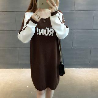 Lettering Color Panel Long Sleeve Knit Dress