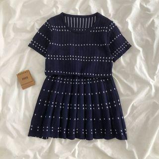Set: Short-sleeve Plaid Knit Top + Skirt