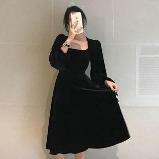 Puff-sleeve Velvet A-line Dress