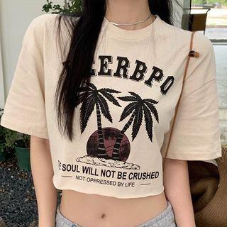 Short-sleeve Print Cropped T-shirt Beige - One Size