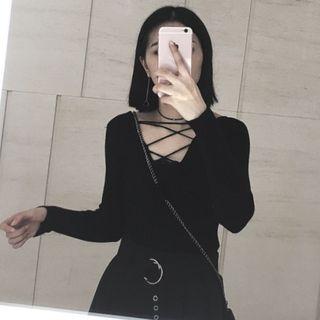 Plain Lace-up V-neck Long-sleeve Slim-fit Top