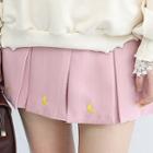 Moon-embroidered Stripe Mini Pleat Skirt