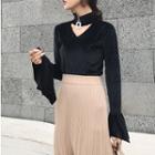 Velvet V-neck Long-sleeve T-shirt