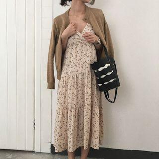 V-neck Spaghetti Strap Floral Dress