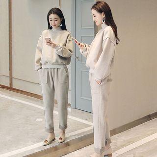 Set: Mock Neck Pullover + Tapered Pants