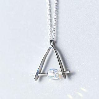 925 Sterling Silver Triangle Pendant Necklace