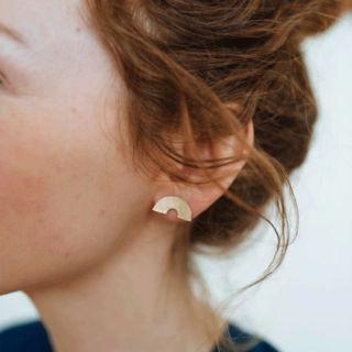 Half-hoop Ear Stud