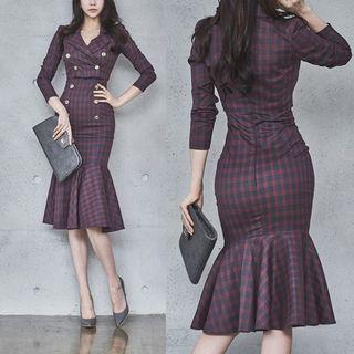 Set: Sleeveless Plaid Midi Sheath Dress + Cropped Double-breasted Coat