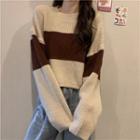 Round-neck Striped Cropped Long-sleeve Knit Top