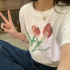 Short-sleeve Round-neck Flower Printed T-shirt