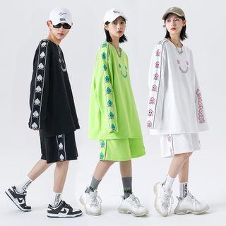 Set: Long-sleeve Cartoon Print T-shirt + Sweatshorts