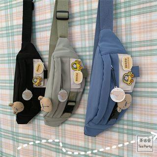 Two Tone Buckled Belt Bag