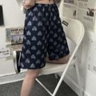 Elastic-waist Heart Patterned Straight Leg Shorts