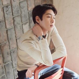 Long-sleeve Cotton T-shirt